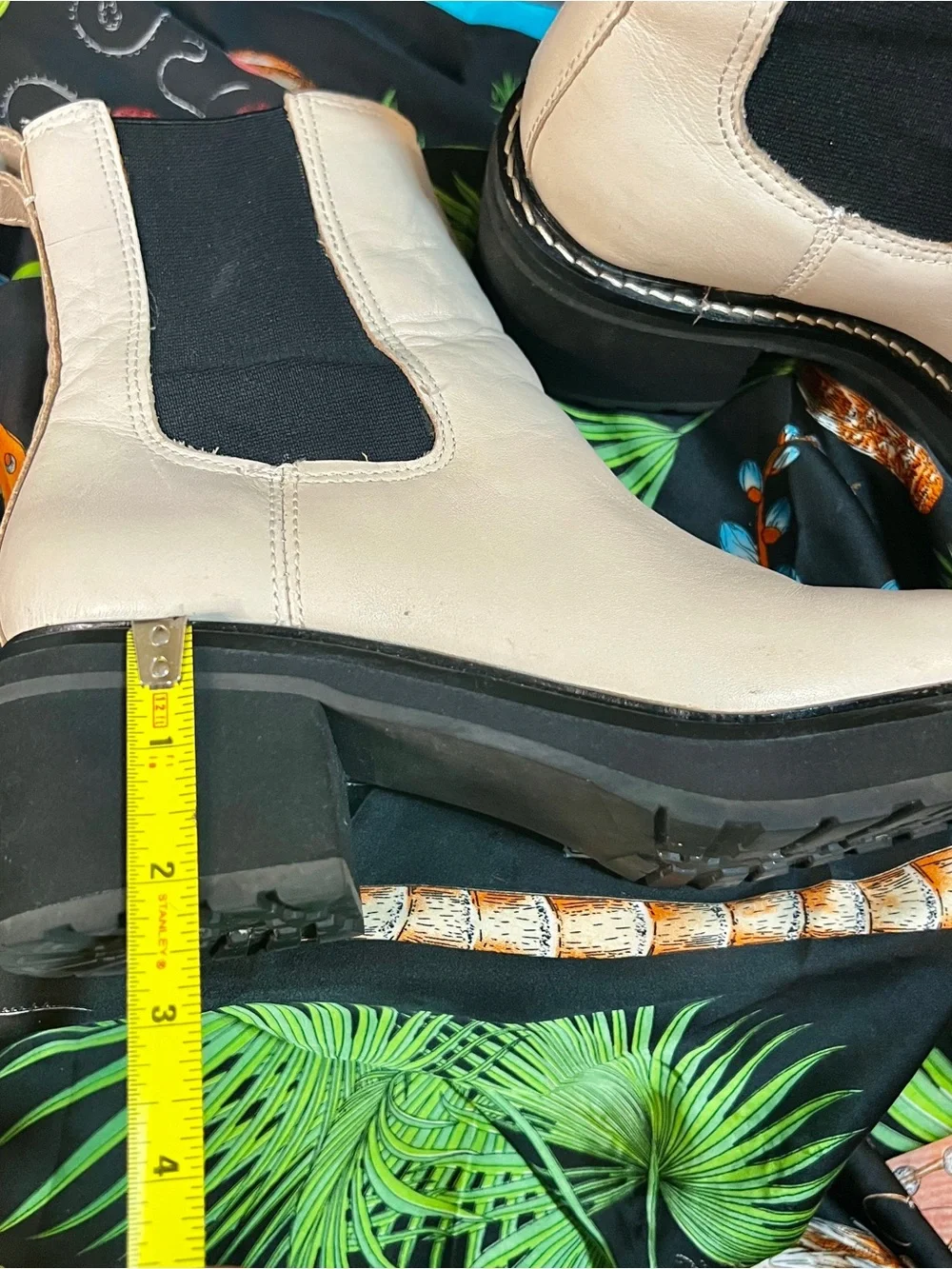 Madewell Carina Platform Leather Chelsea‎ Boots Harvest Moon Cream 7